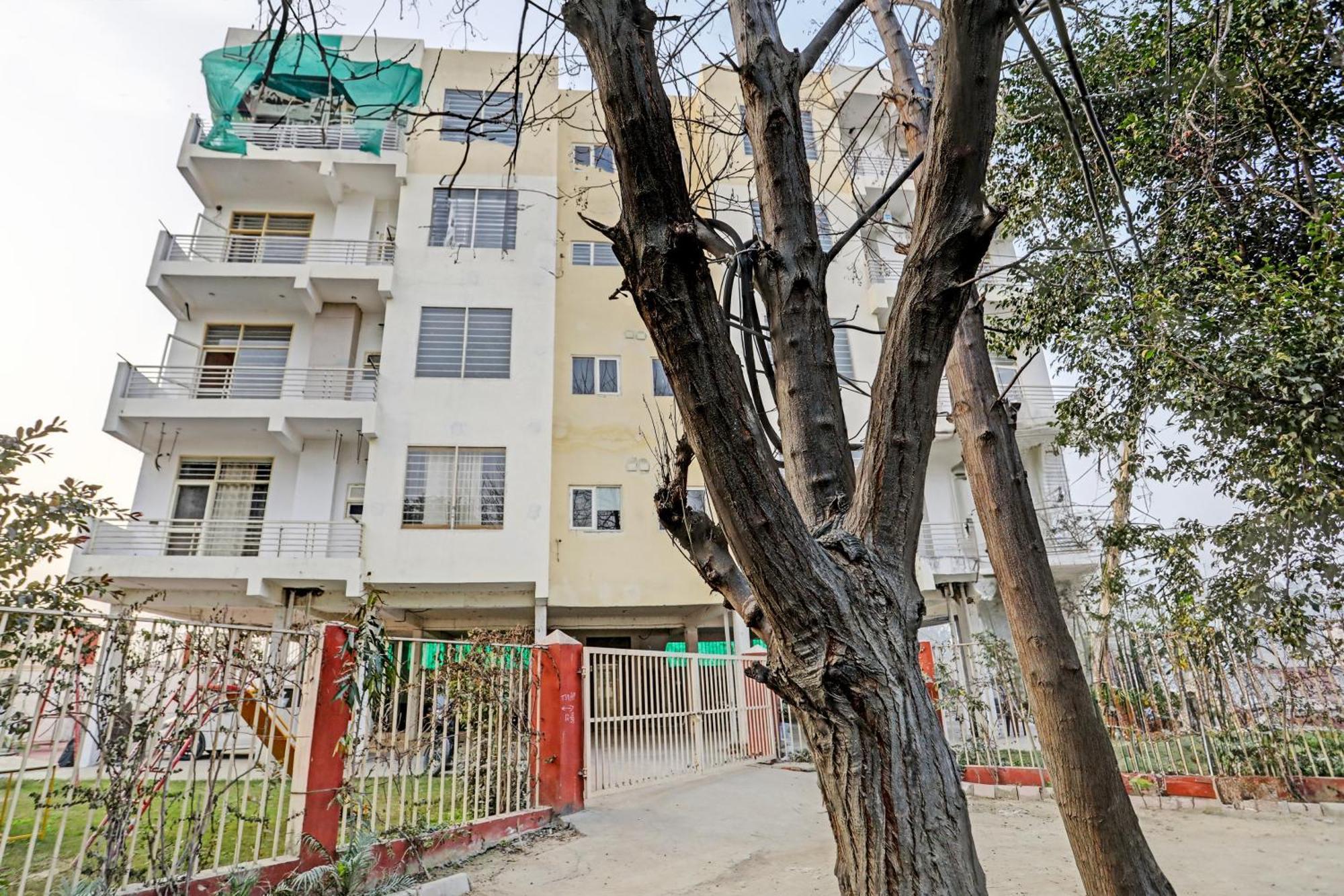 Oyo Home Green View Appartments Beās Kültér fotó